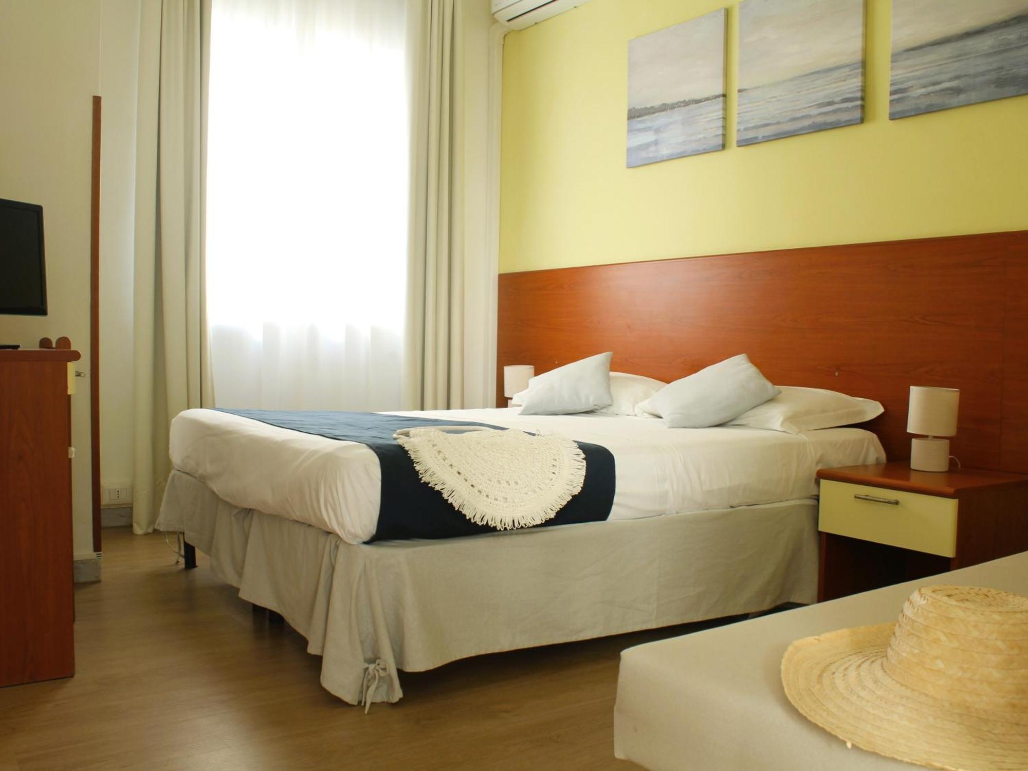 Hotel Panoramico Scauri  Exterior photo